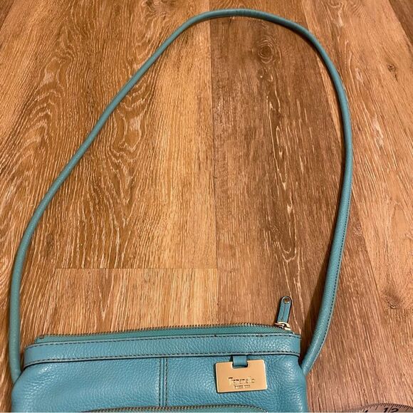 TIGNANELLO BLUE genuine LEATHER CROSSBODY BAG purse EUC 7.5x9.5 - Picture 3 of 12